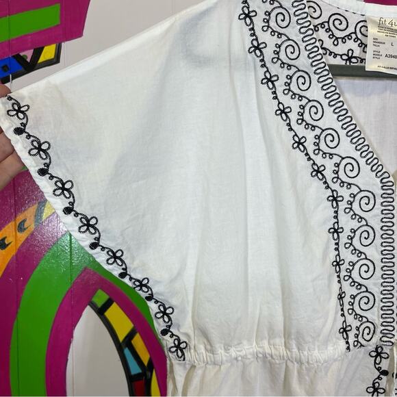 Fit 4U, Lightweight Embroidered Tunic Top, Drawstring Waist. Size Large. - Picture 2 of 6